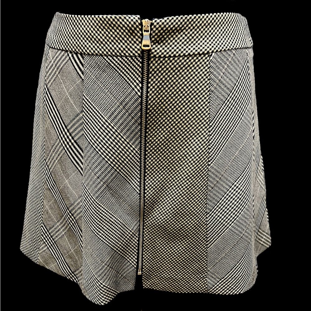 Zara Skirt brand new tag on
